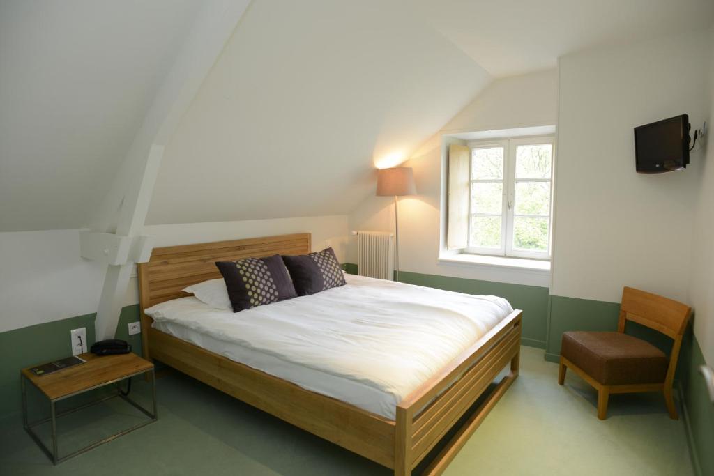 La Ferme Des Mares, Demeures & Chateaux Saint-Germain-sur-Ay Room photo
